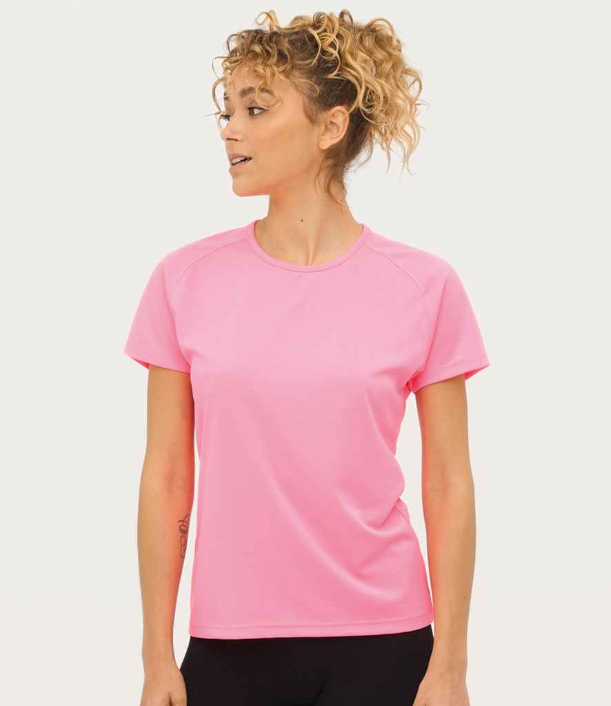 SOL'S Ladies Sporty Performance T-Shirt 01159 - 01159 Neon Pink Model