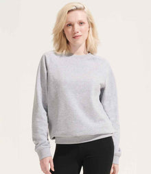 SOL'S Unisex Space Organic Raglan Sweatshirt 03567 - 03567 Grey Marl Model