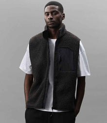 SOL'S Unisex Fury Sherpa Bodywarmer 04041 - 04041 Carbon Grey/Black Model