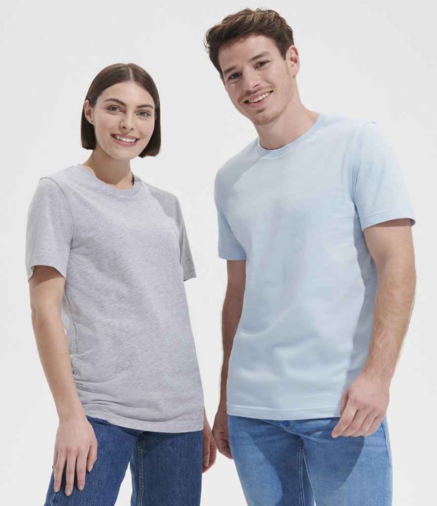 SOL'S Unisex Tuner T-Shirt 04203 - 04203 Light Grey Marl Model