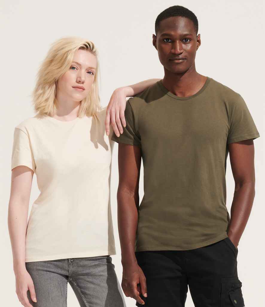 SOL'S Crusader Recycled T-Shirt 04233 - 04233 Natural Model