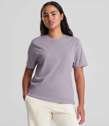 AWDis Unisex 180 T-Shirt AT002 - AT002 Dusty Lilac Model