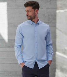 Henbury Long Sleeved Cotton Feel Coolplus® Shirt H582 - H582 Light Blue Model