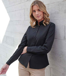 Henbury Ladies Long Sleeved Cotton Feel Coolplus® Shirt H583 - H583 Black Model