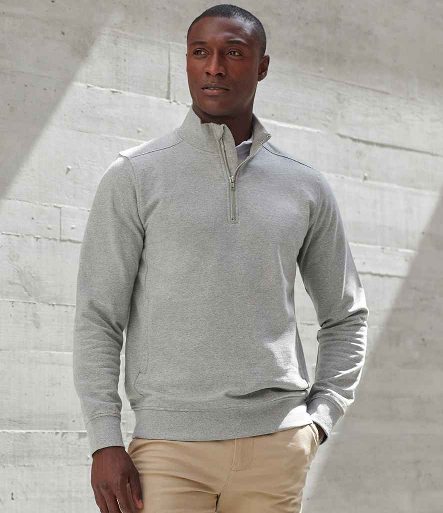 Henbury Unisex Sustainable 1/4 Zip Sweatshirt H842 - H842 Heather Grey Model