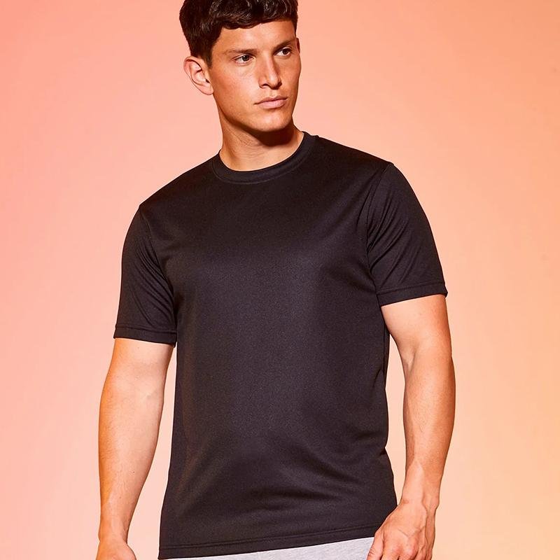 Just Cool by AWDis Cool T-Shirt JC001 - model