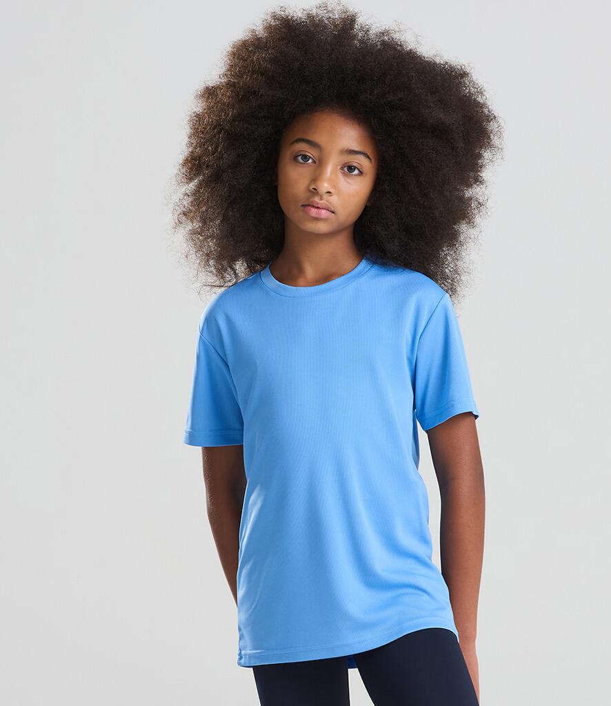 Just Cool by AWDis Kids Cool T-Shirt JC001B - model
