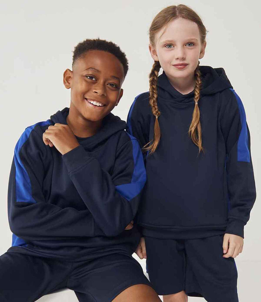 Finden + Hales Kids Team Hoodie LV342 - model