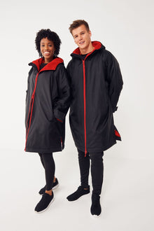 Finden + Hales Adults All Weather Robe LV690 - model lifestyle