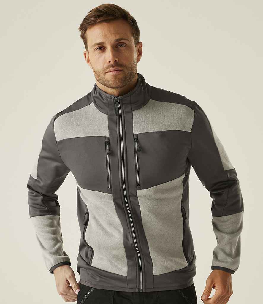 Regatta E-Volve Unisex Knit Effect Midlayer Top RG382 - RG382 Mineral Grey/Ash Model