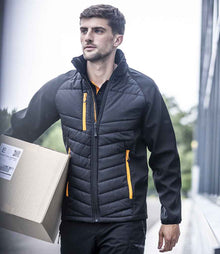 Regatta Pro Universal Jacket RG736 - RG736 Black/Orange Pop Model