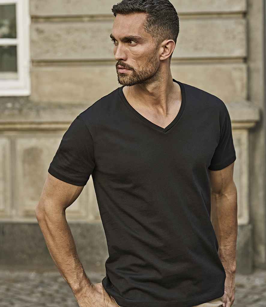 Tee Jays V Neck Sof T-Shirt T8006 - T8006 Black Model