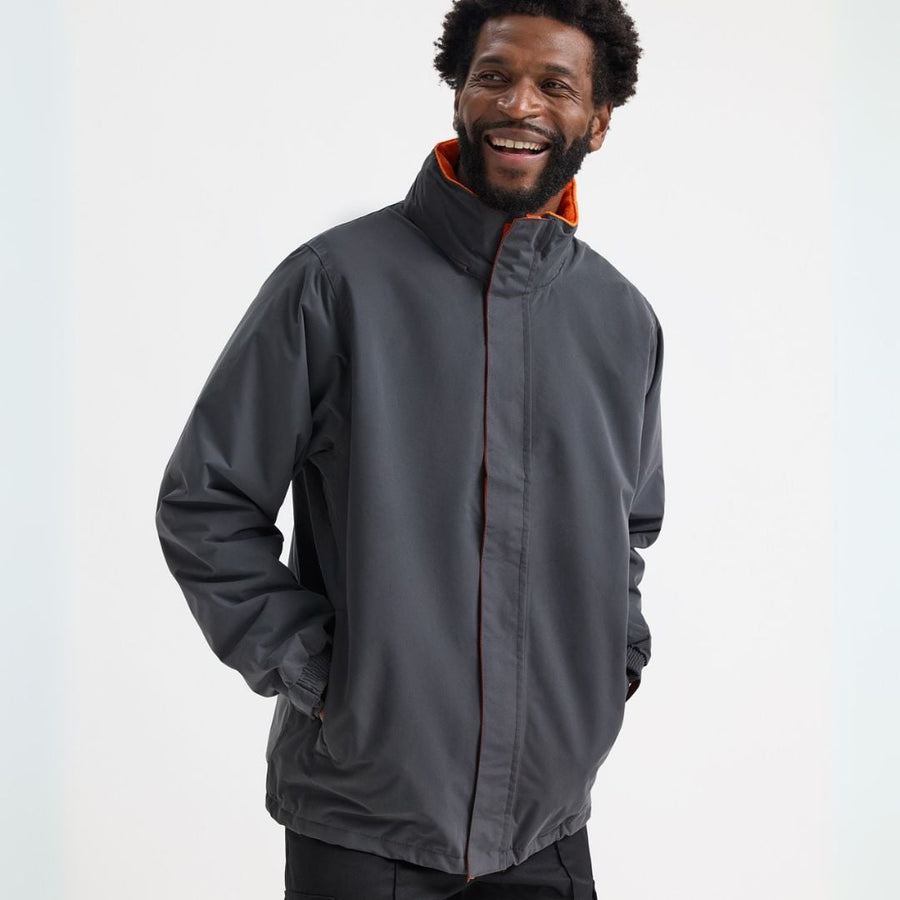 Deluxe Outdoor Jacket UC621 - lifestyle model
