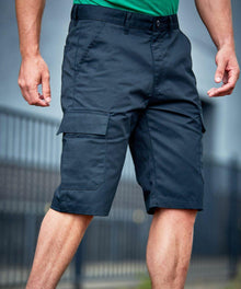 Pro RTX RX605 Pro Cargo Shorts black lifestyle model front view