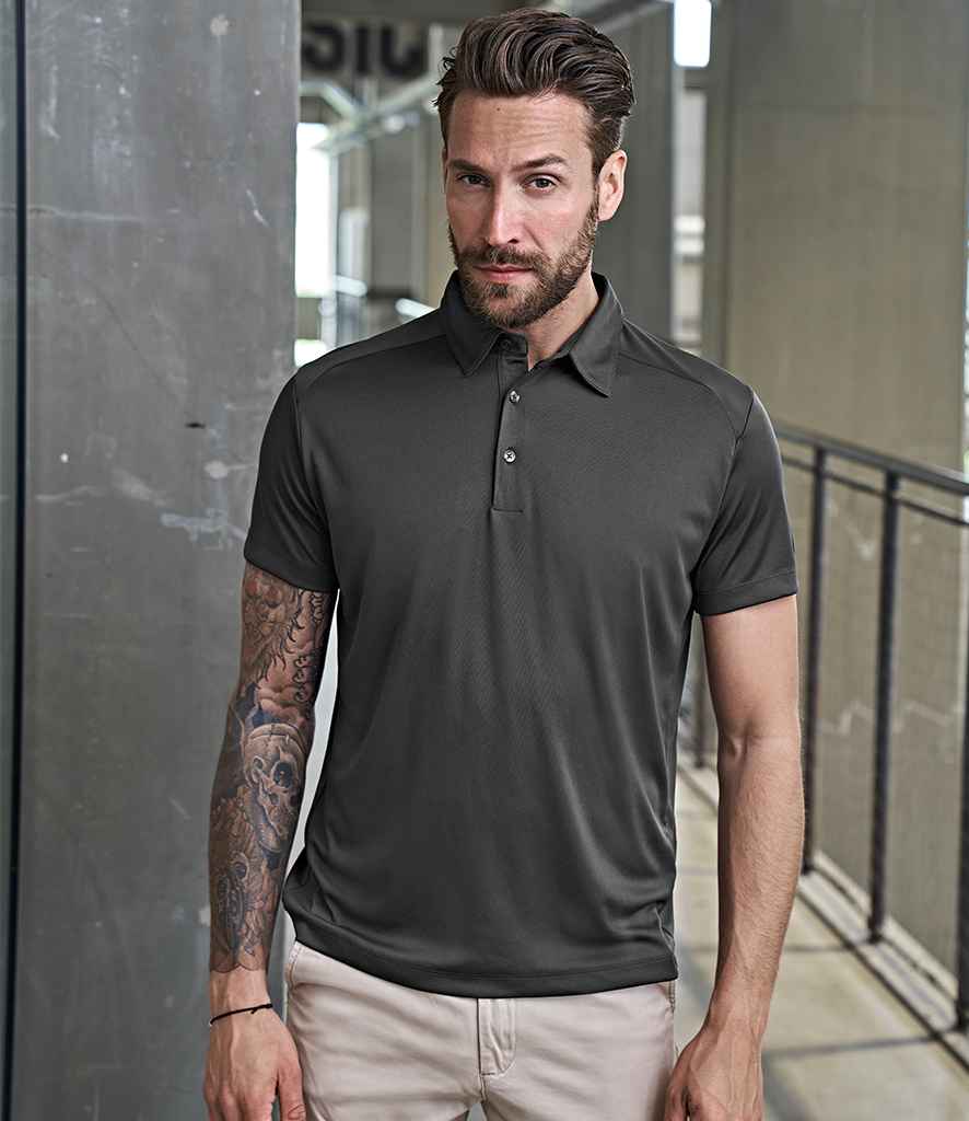Tee Jays Luxury Sport Polo Shirt T7200 - Dark Grey model lifestyle