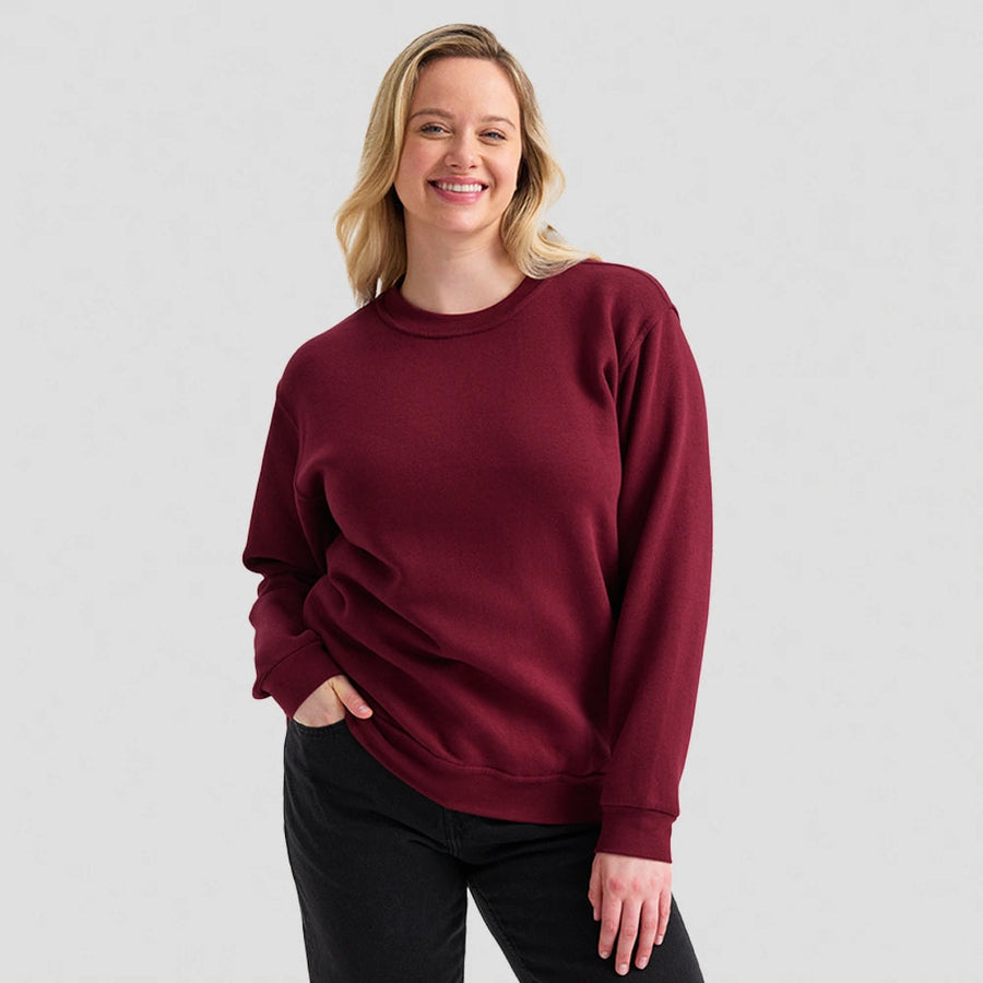 Classic Sweatshirt UC203 - lifestyle model